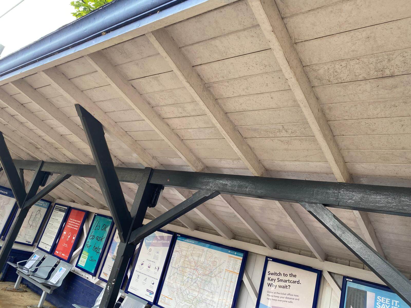 Waiting Shelter Refurbishment – Ashwell and Morden Station - Image 5