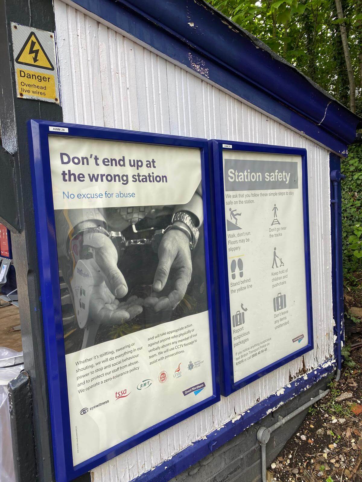 Waiting Shelter Refurbishment – Ashwell and Morden Station - Image 2