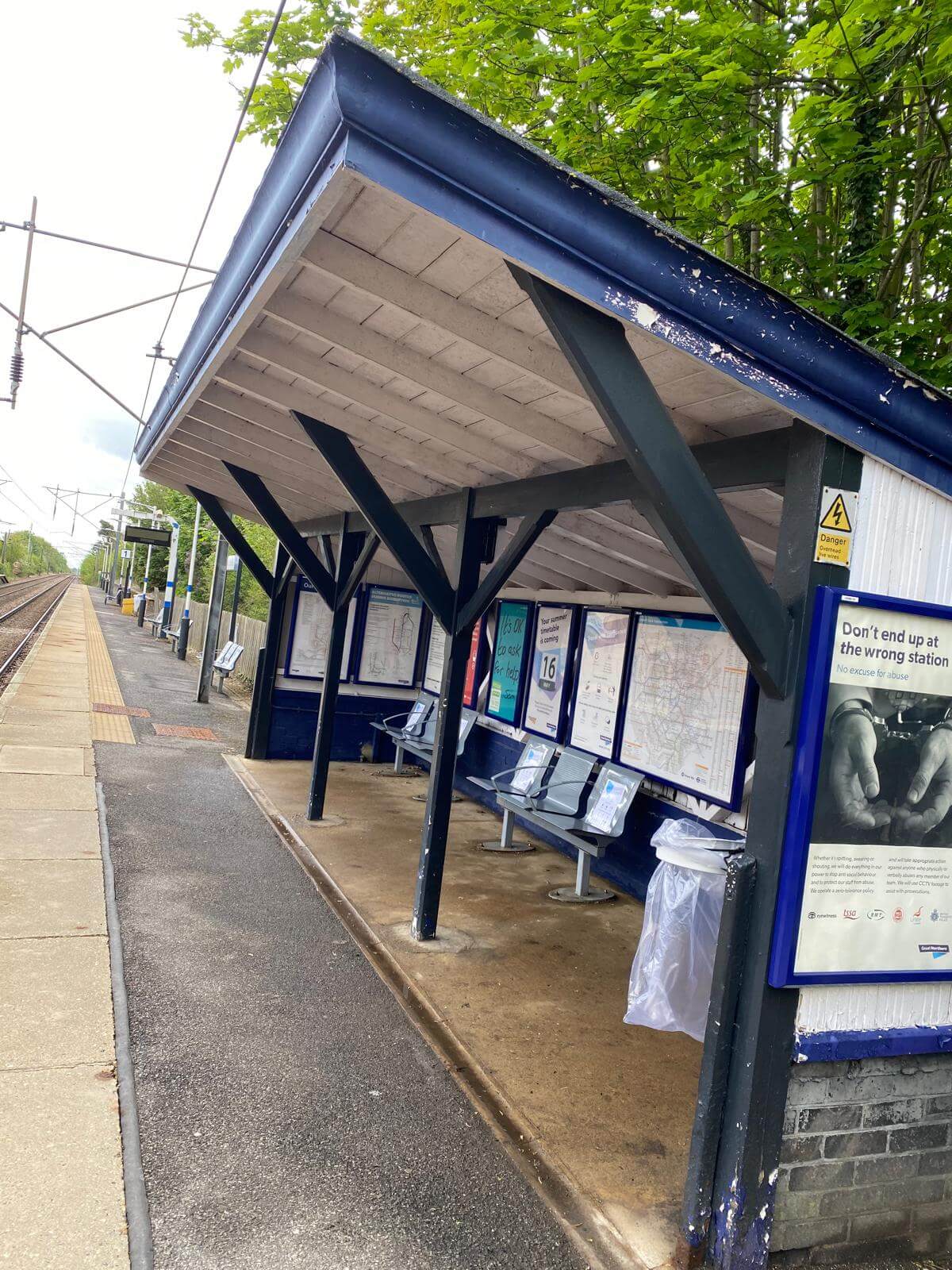 Waiting Shelter Refurbishment – Ashwell and Morden Station - Image 8