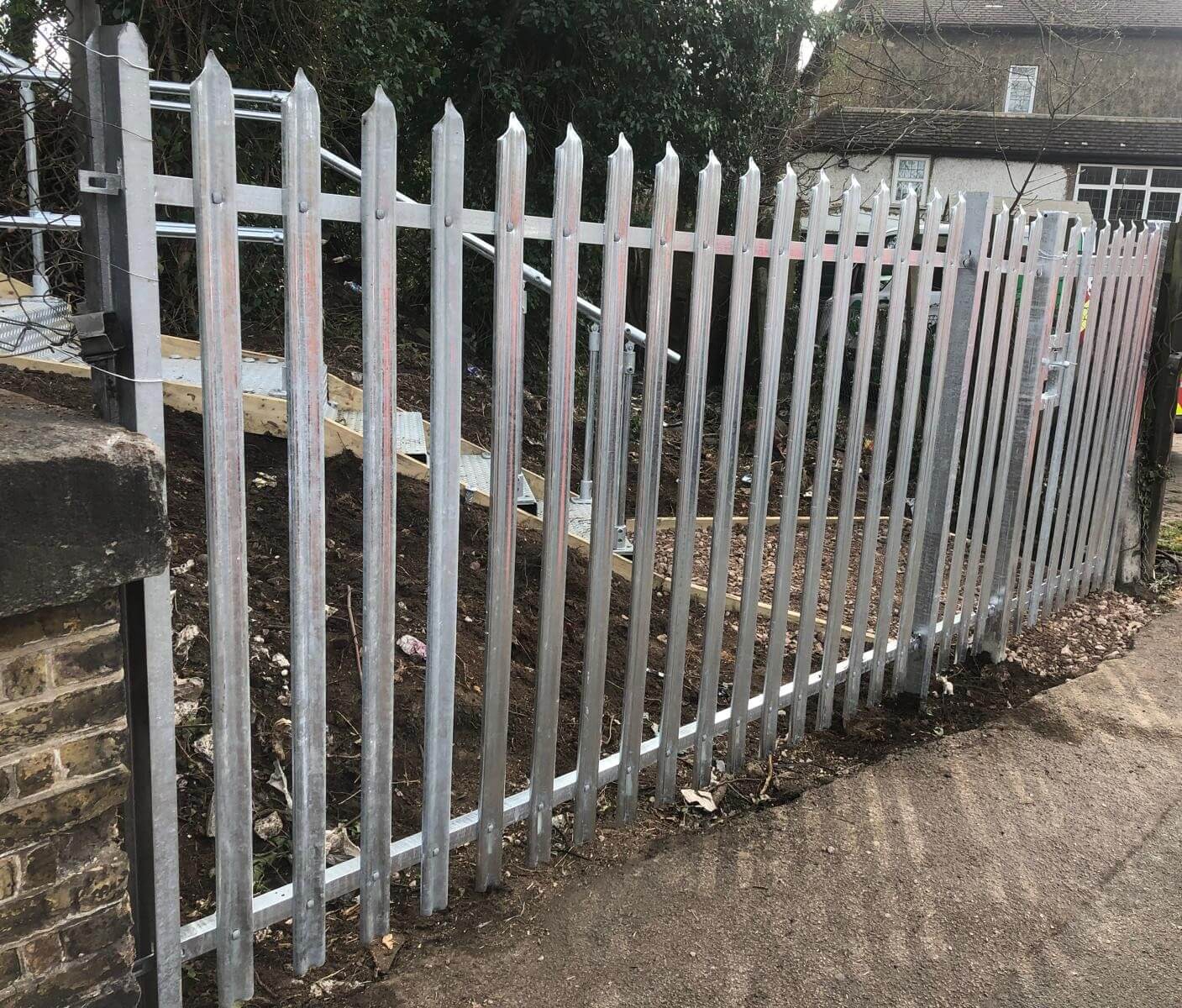 Boundary Fence Installation - Image 5